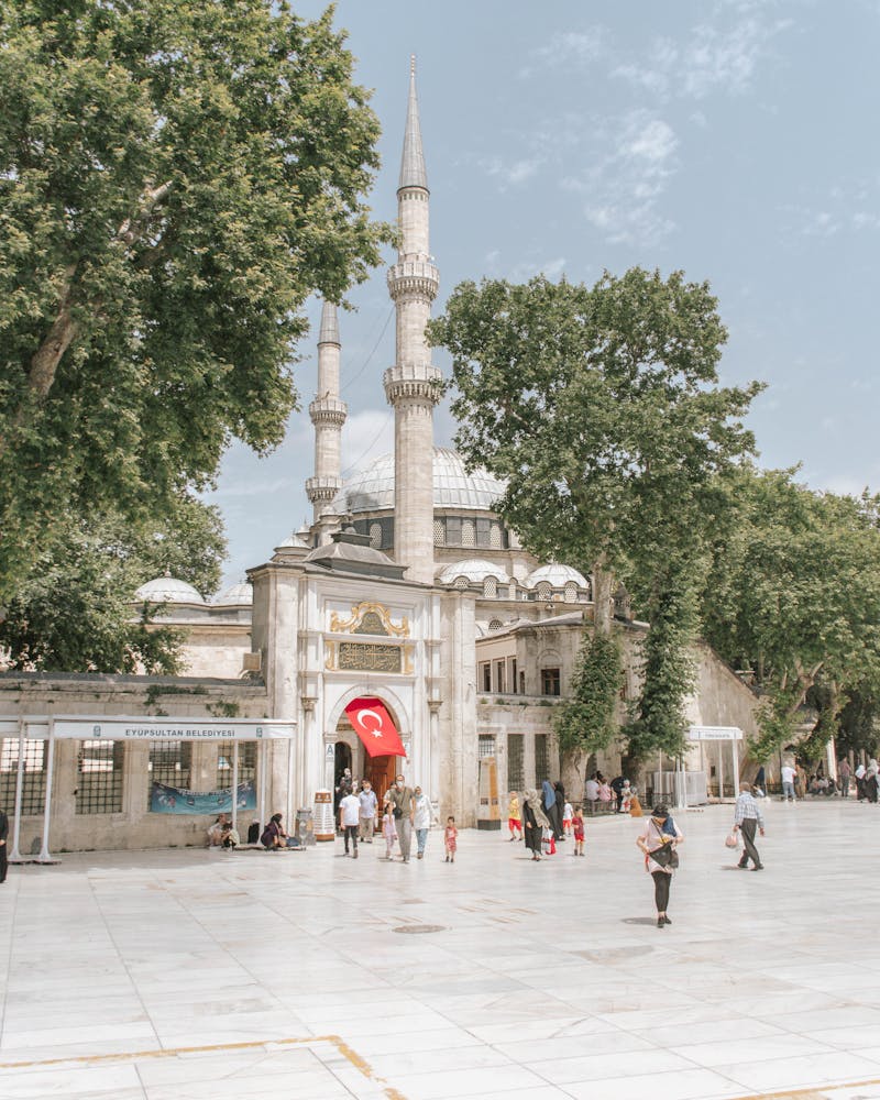 Eyüp Sultan Teleferik Saatleri, Ücreti ve Bilmeniz Gerekenler (2026)